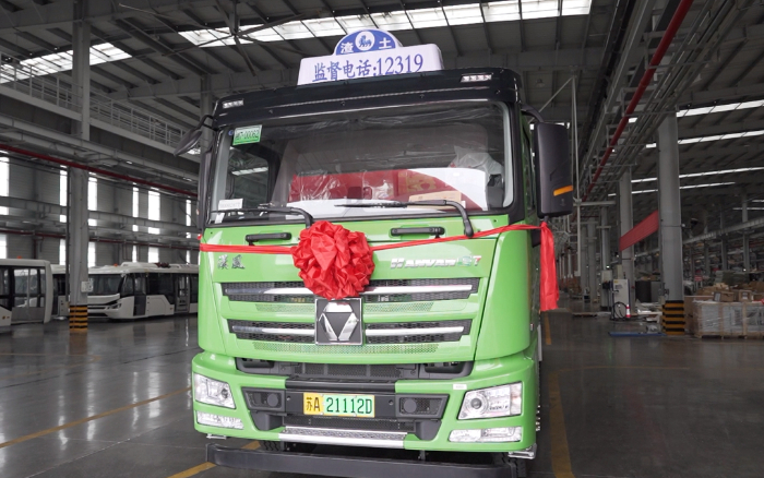奔赴南京！130臺(tái)徐工新能源渣土車再掀零碳浪潮