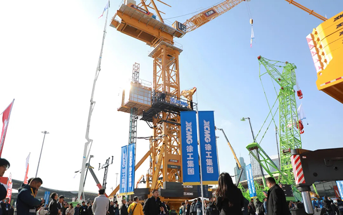 bauma CHINA 2024丨徐工塔式起重機、智能施工升降機火熱亮相