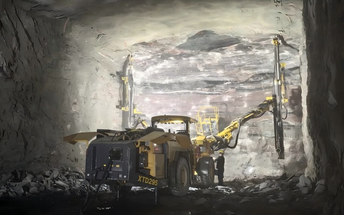 破堅壁，筑通途！徐工雙臂鑿巖臺車助建靈壽蓄能電站