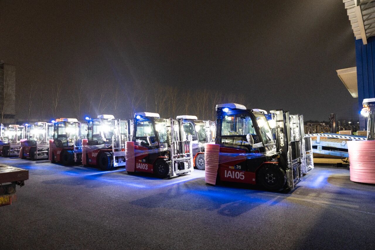 徐工高端定制叉車，場景化方案精準適配印尼