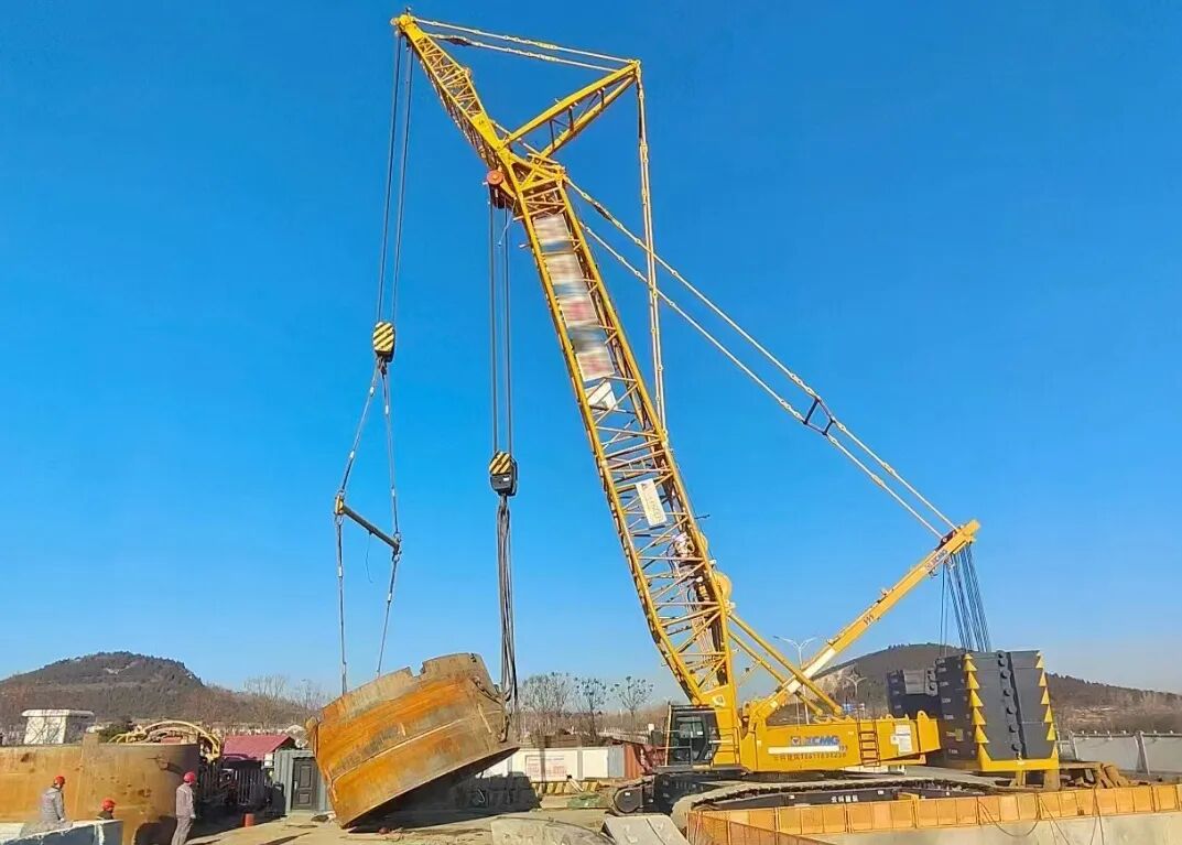 軌道施工遇難題？別怕，徐工起重機為您提供“秘密武器”